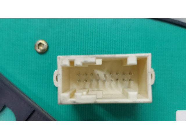 Přístrojová deska Peugeot Partner 2004 9652246380