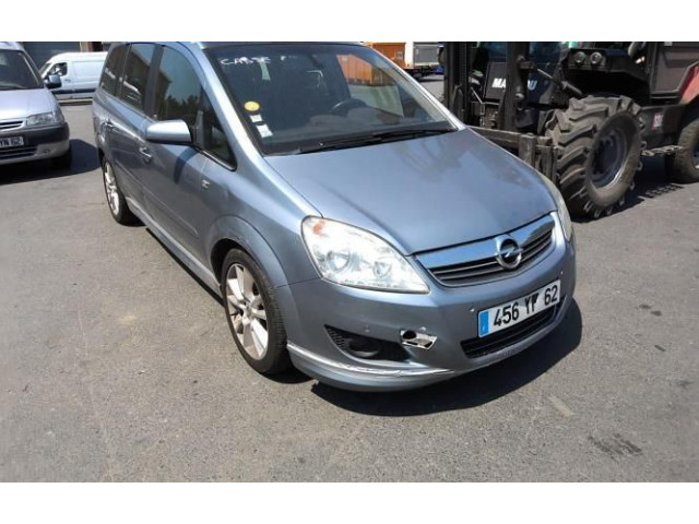 Pojistková skříňka Радио/ проигрыватель / навигация NT Opel Zafira B 2008