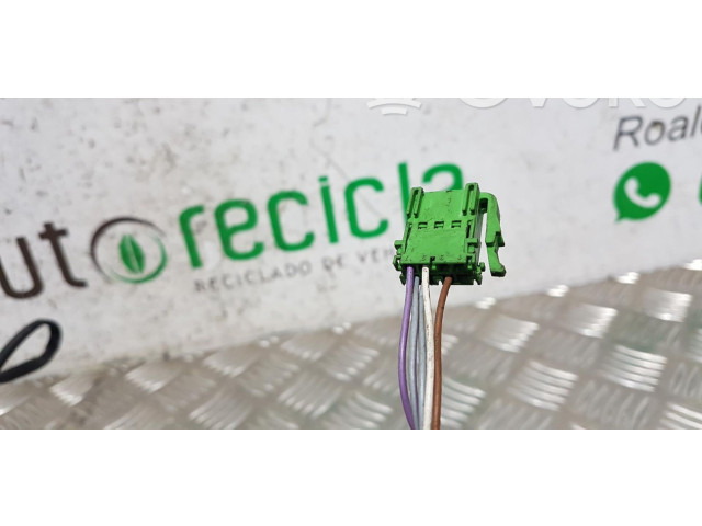 Зеркало электрическое        Volkswagen New Beetle  1998 - 2011 года   