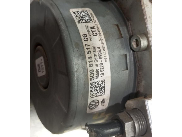 Блок АБС    Volkswagen  Golf VII  2013 - 2019 года