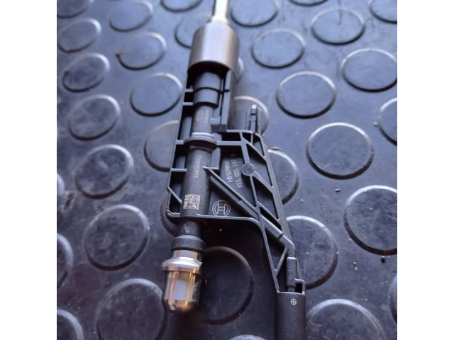 Vstřikovač 0261500539, 1709131913 BMW 5 G30 G31 pro benzínový motor 3.0