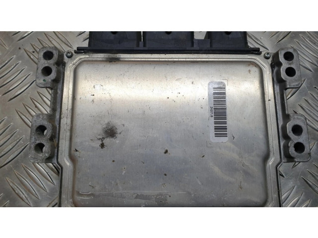 Řídící jednotka 237100703R, 237101316R Dacia Duster 2011