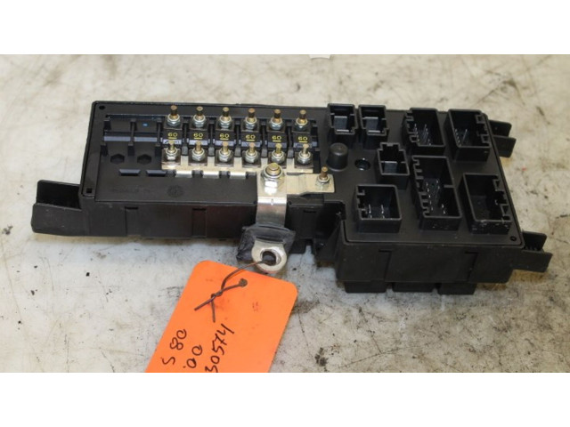 Блок предохранителей 518323118, 518323118 Volvo S80