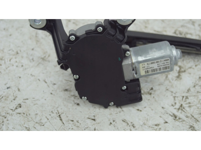 Моторчик заднего дворника 13256917 Vauxhall Astra J