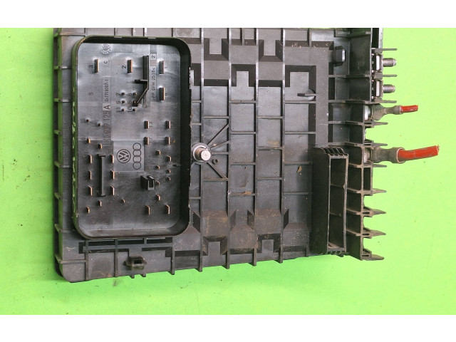 Блок предохранителей 1k0937125 Volkswagen Jetta V