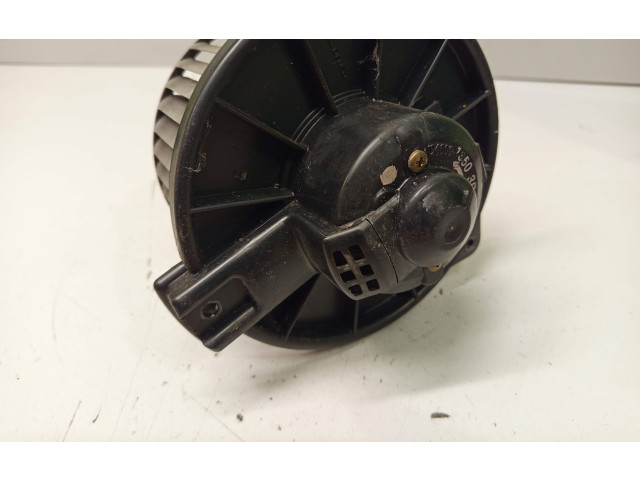 Вентилятор печки    194000   Suzuki Grand Vitara I