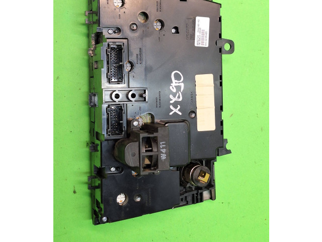 Блок управления климат-контролем 8682734, 04W16E02   Volvo XC90