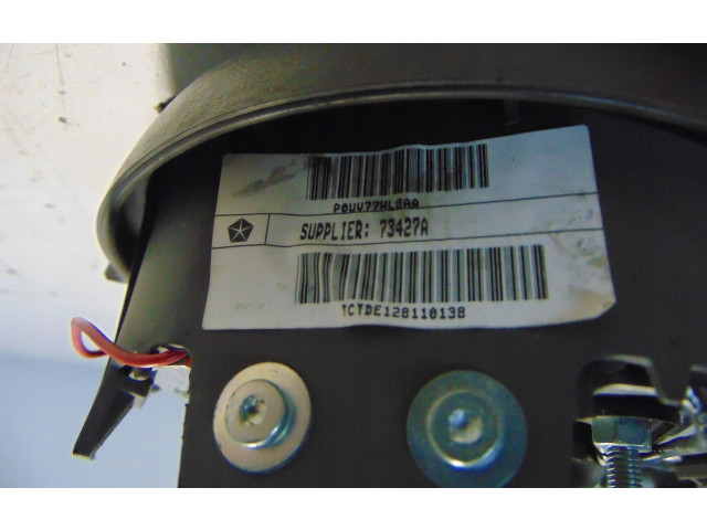 Подушка безопасности водителя 73427A Chrysler PT Cruiser