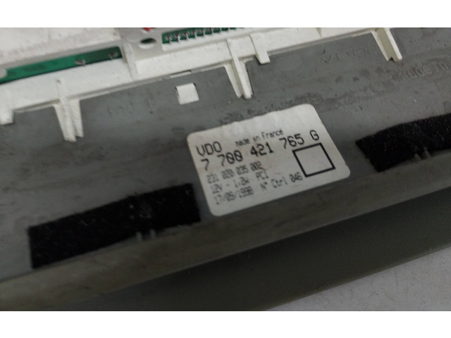Дисплей    7700421765G   Renault Twingo I