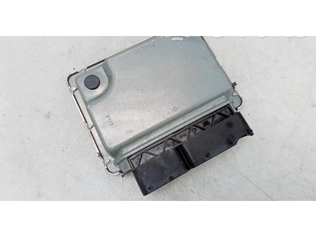 Блок управления двигателя 05C907445C   Skoda Fabia Mk4 (6VA)