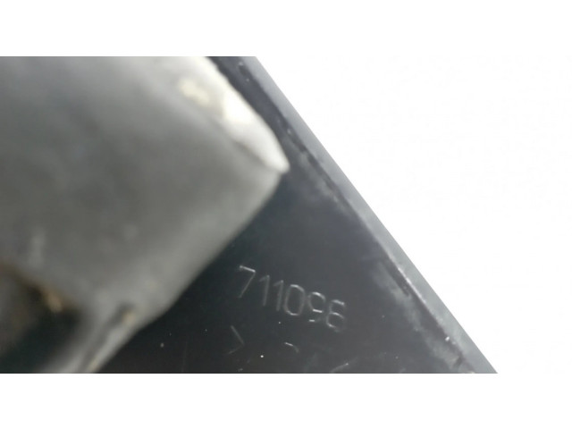 Zpětné zrcátko pravé Chrysler Pacifica 2006  711098  