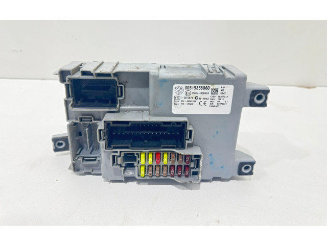 Řídící jednotka 75HPEU5B, 00519358060   Fiat Punto Evo 2011