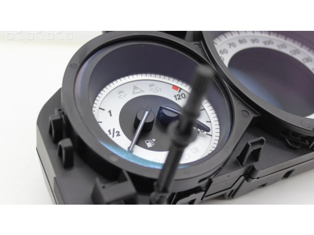 Přístrojová deska  Mercedes-Benz C W204 2012 A2049004408  