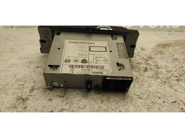 Радио/ проигрыватель CD/DVD / навигация Alfa Romeo Giulietta