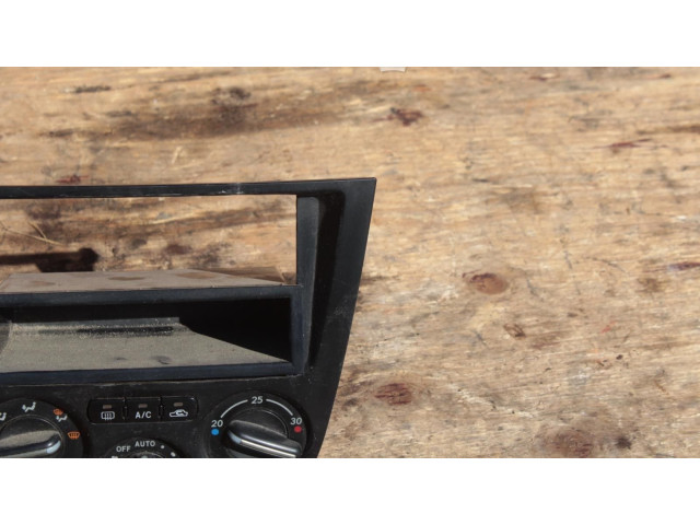 Блок управления климат-контролем 72311FE051, 3B60234700 Subaru Impreza II