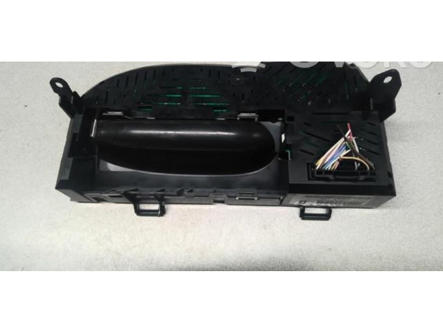 Панель приборов 8200725330   Renault Twingo II       