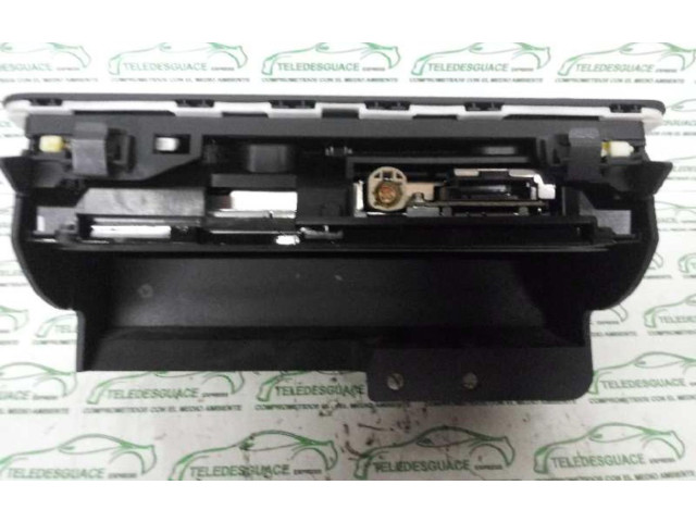 Дисплей 8U0857273A Audi Q3 8U