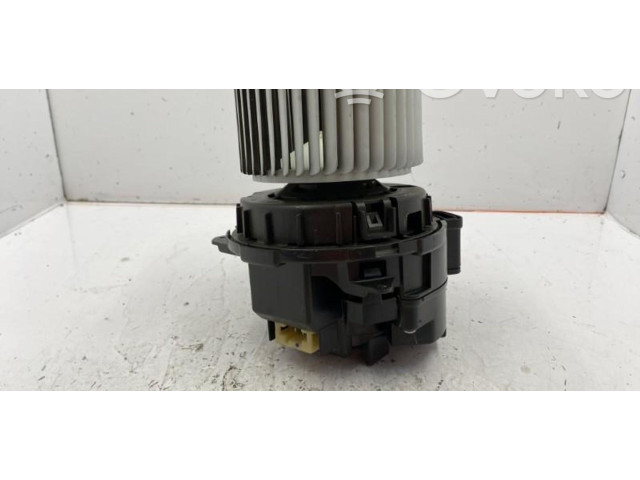 Вентилятор печки DT1163605380 Renault Clio V