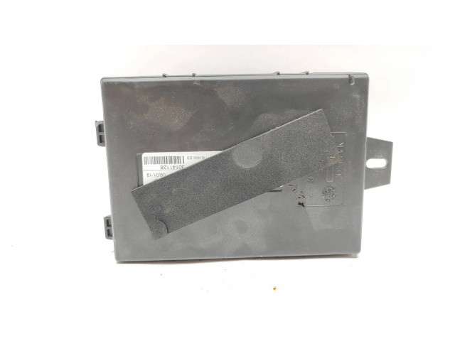 Блок управления двигателя 2675974, 2320666   Renault Trafic III (X82)