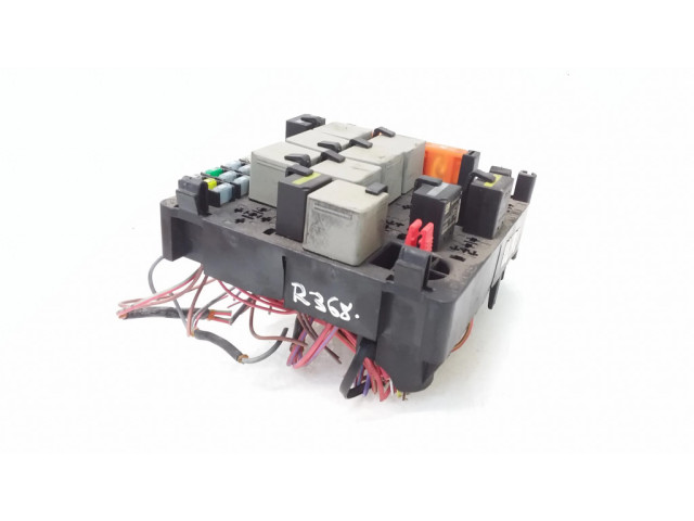 Блок предохранителей 5246582 Saab 9-5