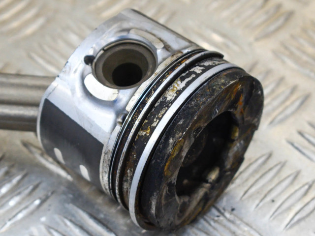  Поршень 9HU (DV6UTED4) 0603920628V0  Citroen Jumpy для дизельного двигателя 1.6