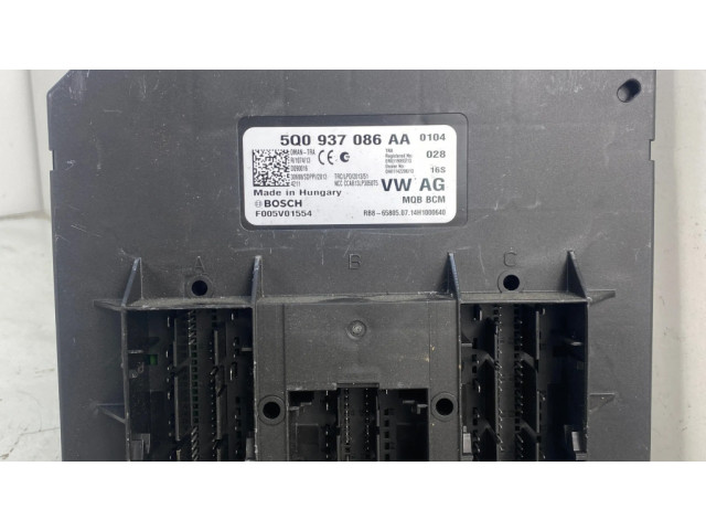 Блок комфорта 5Q0937086AA, F005V01554 Volkswagen Golf Sportsvan