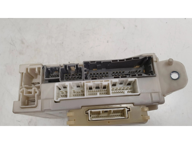 Блок комфорта 8273053025 Lexus IS 220D-250-350