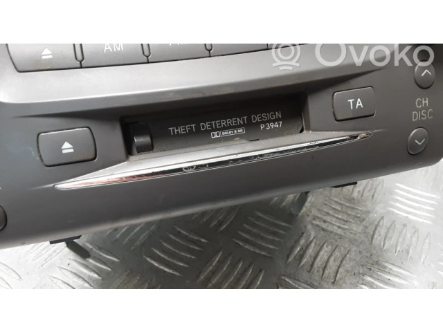 Радио/ проигрыватель CD/DVD / навигация