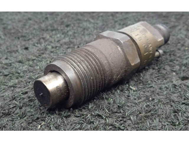 Vstřikovač KCN18P1, BOSCH Nissan Serena LD23A