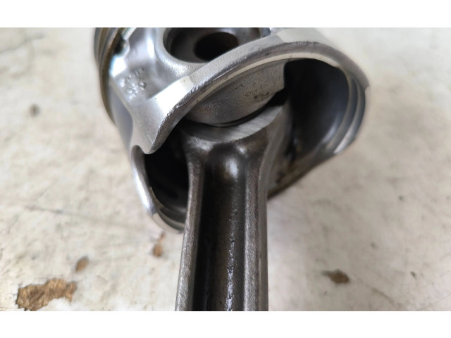 Píst SMP1295, 10611 Opel Vivaro G9U/630 LJ9