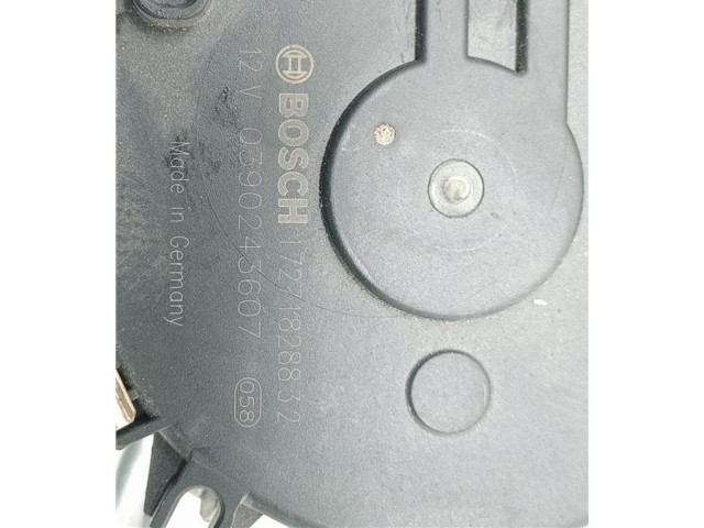 Двигатель стеклоочистителей 0390243607, 0090130   Opel Crossland X