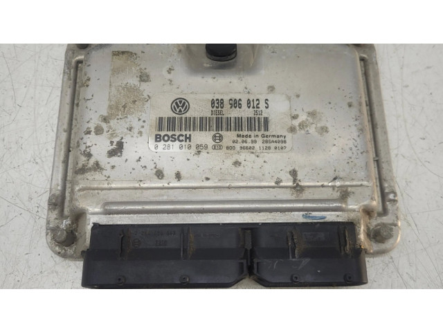 Řídící jednotka 038906012S Volkswagen Golf IV 1998