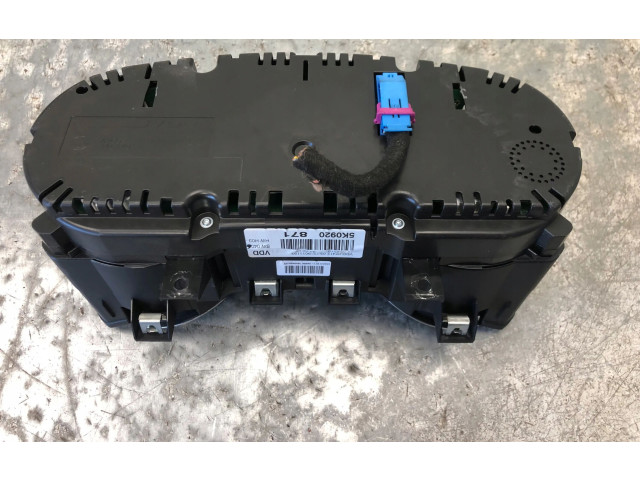 Geschwindigkeitsmesser Cockpit 1K0129601CJ Volkswagen Golf VI