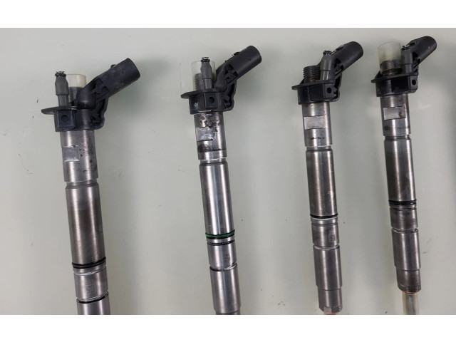 Vstřikovač 059130277CH   Audi A8 S8 D4 4H     