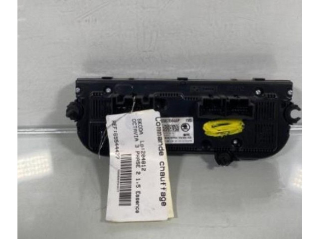 Блок управления климат-контролем    Skoda Octavia Mk3 (5E)