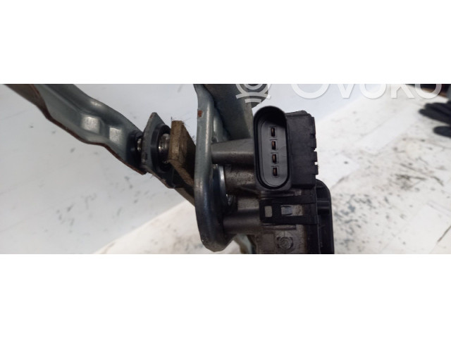 Моторчик дворников 3B1955113D, 039024158 Skoda Superb B5 (3U)