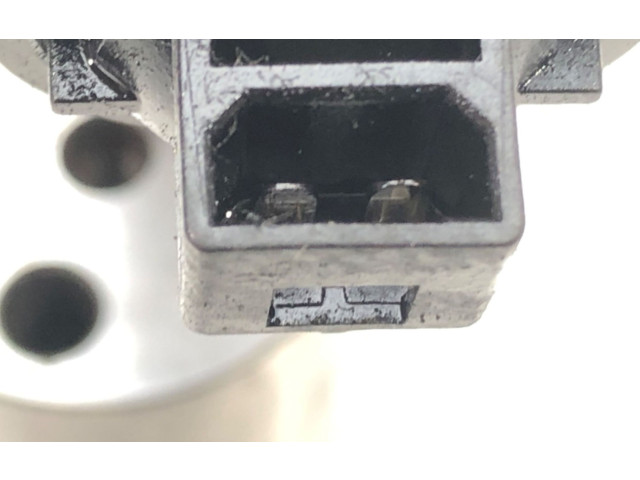 Комплект форсунок 0414720215 Skoda Octavia Mk2 (1Z)