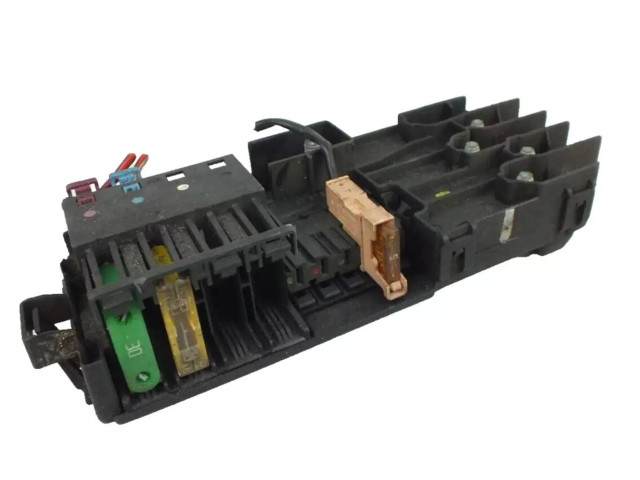 Pojistková skříňka A2115452301, 013948421 Mercedes-Benz E W211 2004