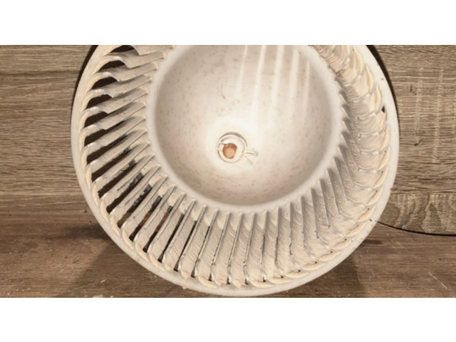 Вентилятор печки    BJ0EB04, 894000   Mazda Premacy