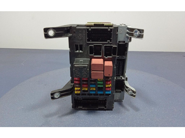 Блок управления двигателем Блок управления 51779527, 51779527 Fiat Albea