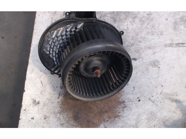 Вентилятор печки       Volvo V70