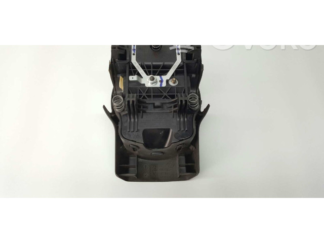 Подушка безопасности водителя 98510EB302   Nissan Pathfinder R51