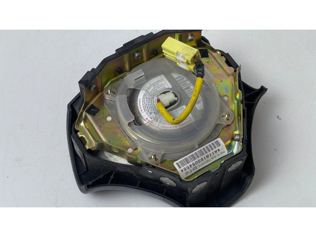 Подушка безопасности водителя B33M57K00, T93187A Mazda 323