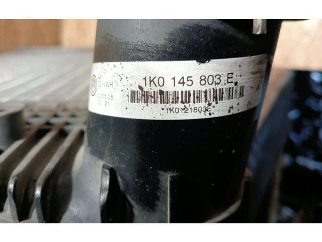 Интеркулер 1K0145803E Skoda Octavia Mk2 (1Z)