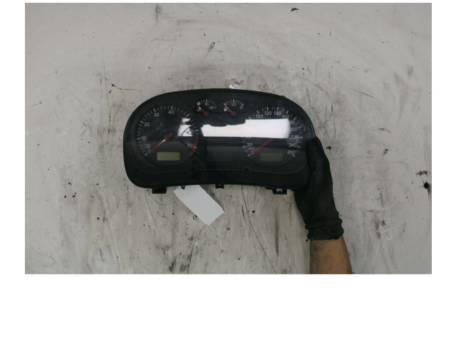 Přístrojová deska Volkswagen Bora 1998