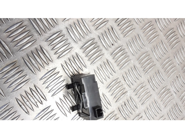 Блок управления 20803737 Chevrolet Captiva