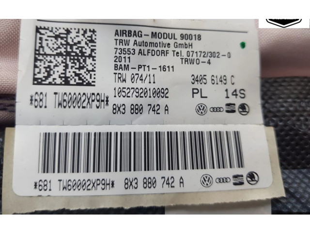 Боковая подушка безопасности 8X3880742A, 8X3880742A   Audi A1
