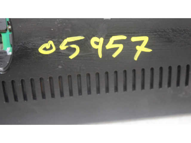 Дисплей    A1669007814   Mercedes-Benz A W176