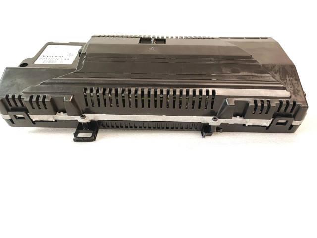 Панель приборов 31472761AA   Volvo XC90       