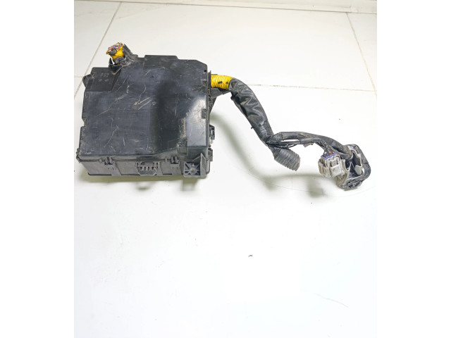 Pojistková skříňka 7594PP Mitsubishi Outlander 2014